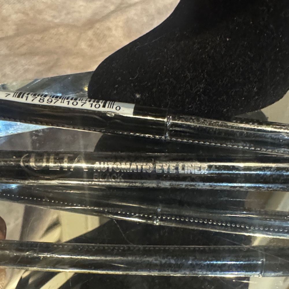 Ulta old stock, Automatic Eye Liner‎ Black lot of 2